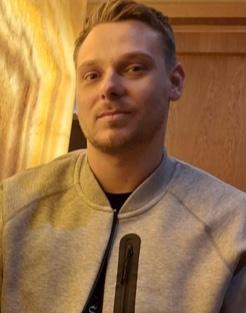 DAMIAN PIOTR PERESADA